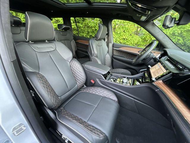 2026 Jeep Grand Cherokee Summit 4x4