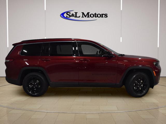2026 Jeep Grand Cherokee Altitude 4x4
