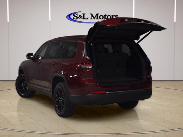 2026 Jeep Grand Cherokee Altitude 4x4