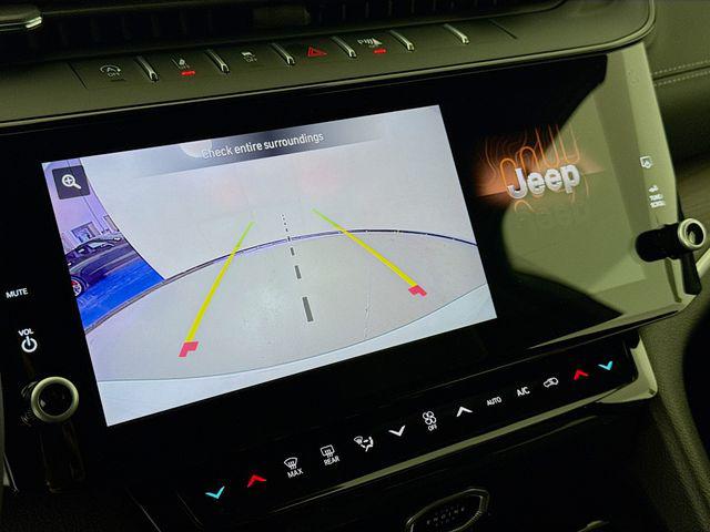 2026 Jeep Grand Cherokee Altitude 4x4