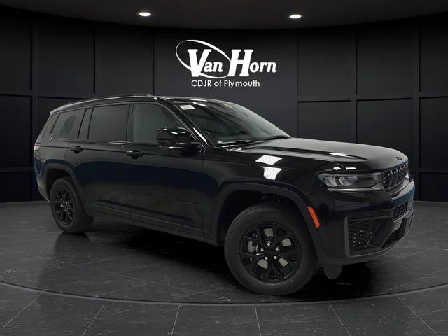 2026 Jeep Grand Cherokee Altitude 4x4 for sale in Plymouth, WI