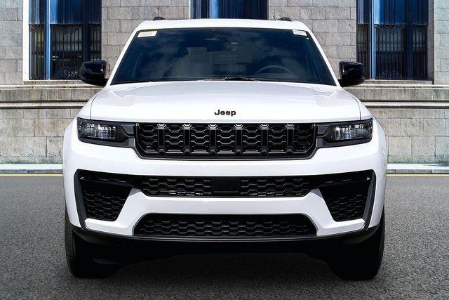 2026 Jeep Grand Cherokee GRAND CHEROKEE L LAREDO ALTITUDE 4X4