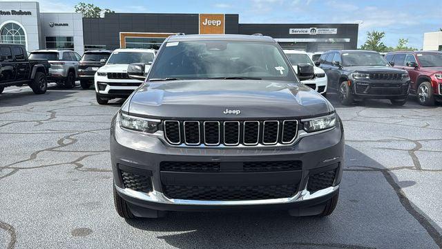2026 Jeep Grand Cherokee Altitude 4x2