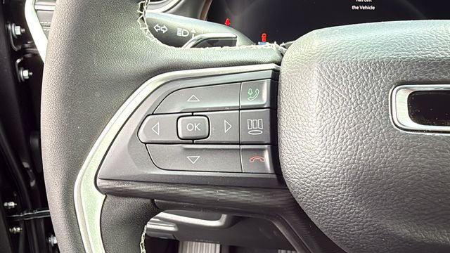 2026 Jeep Grand Cherokee Altitude 4x2
