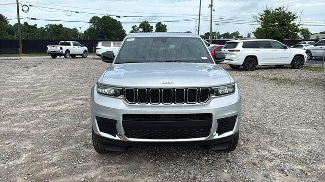 2026 Jeep Grand Cherokee Altitude 4x2