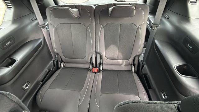 2026 Jeep Grand Cherokee Altitude 4x2