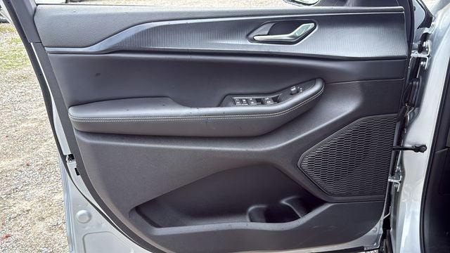 2026 Jeep Grand Cherokee Altitude 4x2