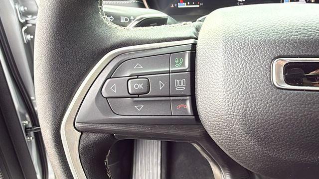 2026 Jeep Grand Cherokee Altitude 4x2