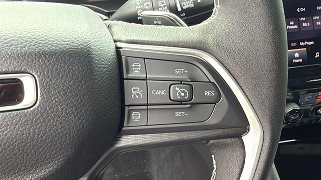 2026 Jeep Grand Cherokee Altitude 4x2