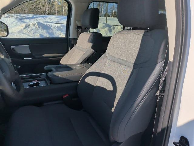2025 Ford Expedition Active MAX