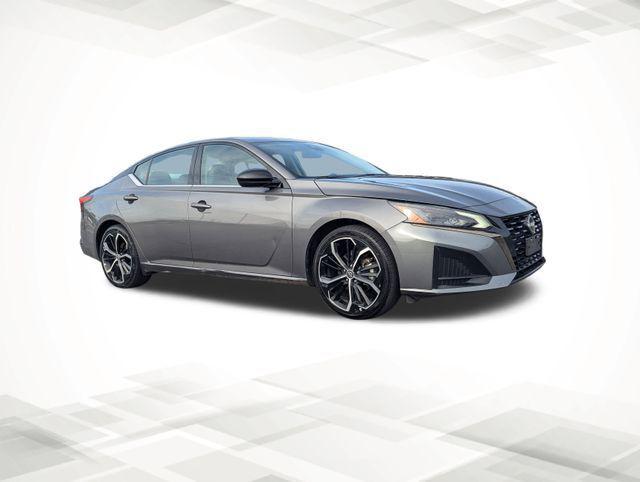 2024 Nissan Altima SR FWD