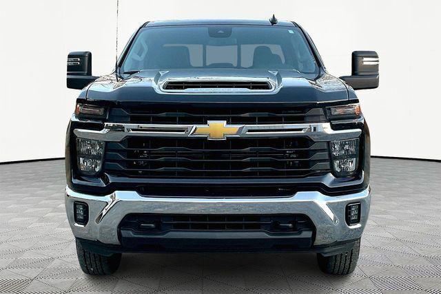 2025 Chevrolet Silverado 2500HD 4WD Crew Cab Standard Bed LT