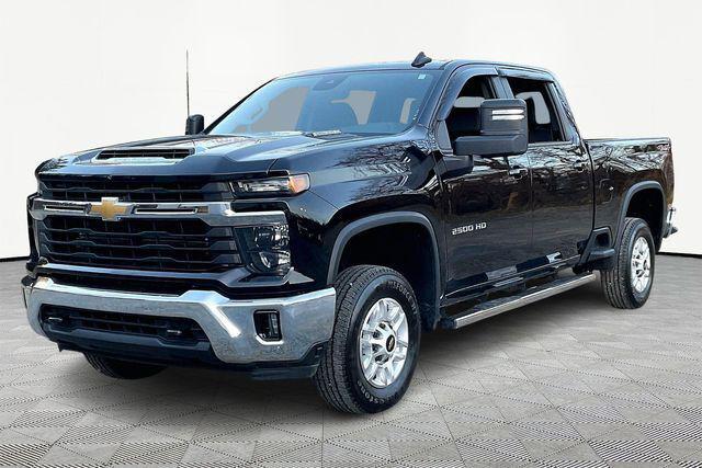 2025 Chevrolet Silverado 2500HD 4WD Crew Cab Standard Bed LT