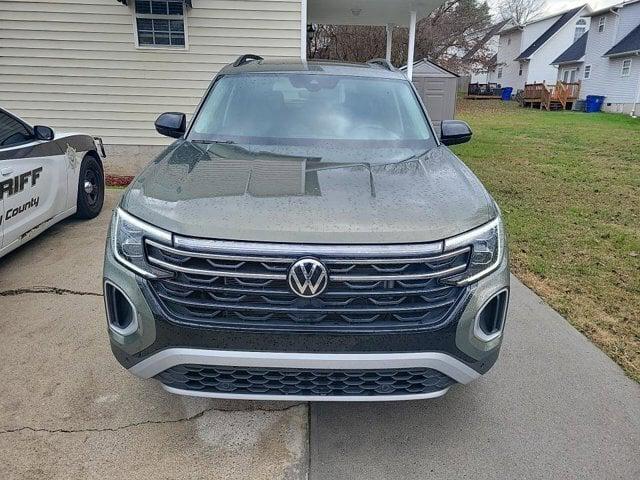 2025 Volkswagen Atlas 2.0T Peak Edition 2025 Volkswagen Atlas 2.0T Peak Edition