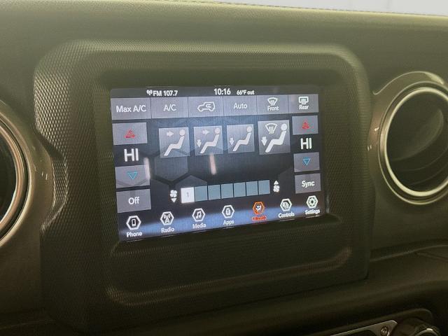 2021 Jeep Wrangler Sahara 4x4