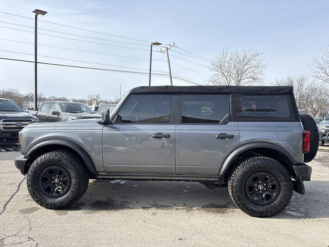 2023 Ford Bronco Base
