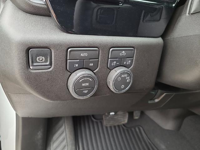 2026 Chevrolet Silverado 1500 4WD Crew Cab Standard Bed LT