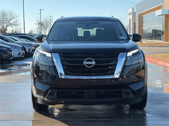 2024 Nissan Pathfinder SV FWD