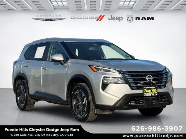 2025 Nissan Rogue SV FWD