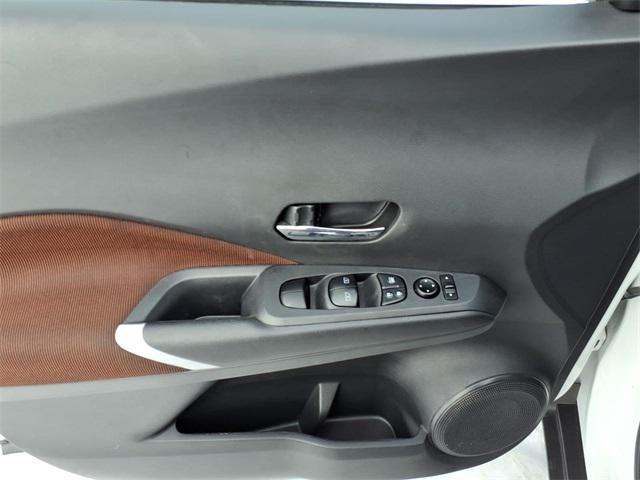 2024 Nissan Kicks SR Xtronic CVT