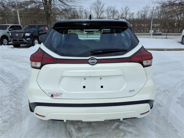 2024 Nissan Kicks SR Xtronic CVT