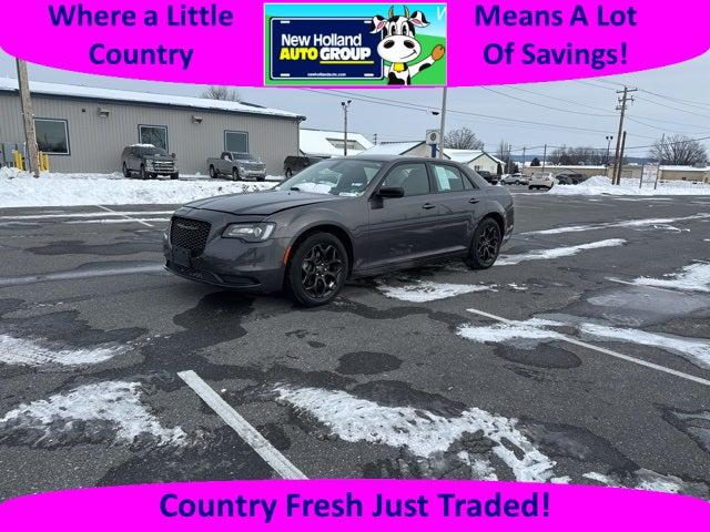 2022 Chrysler 300 Touring AWD 2022 Chrysler 300 Touring AWD