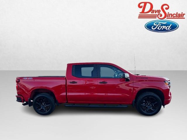 2026 Chevrolet Silverado 1500 4WD Crew Cab Short Bed Custom