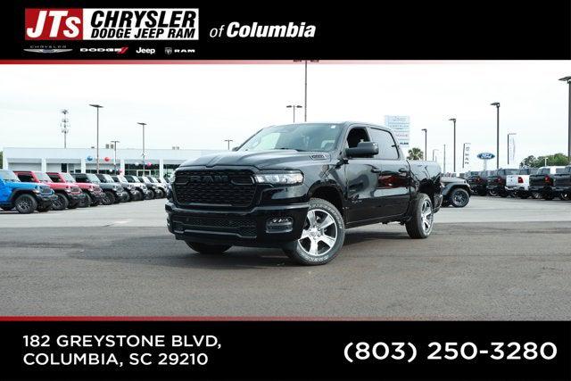 2026 RAM Ram 1500 RAM 1500 EXPRESS CREW CAB 4X2 57 BOX