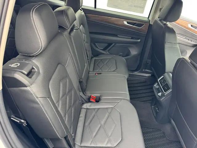 2026 Volkswagen Atlas SE