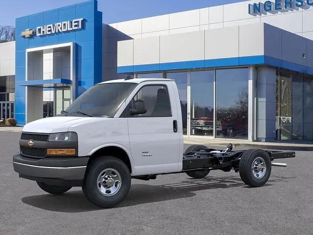 2025 Chevrolet Express Cutaway Work Van