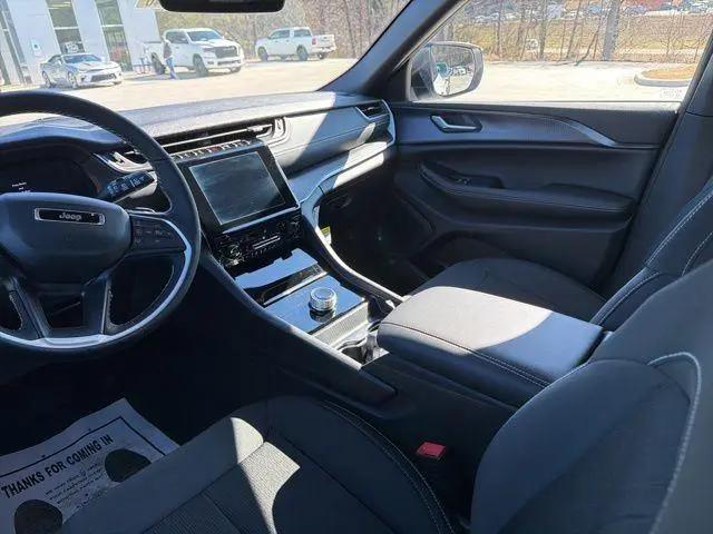 2026 Jeep Grand Cherokee Altitude 4x4