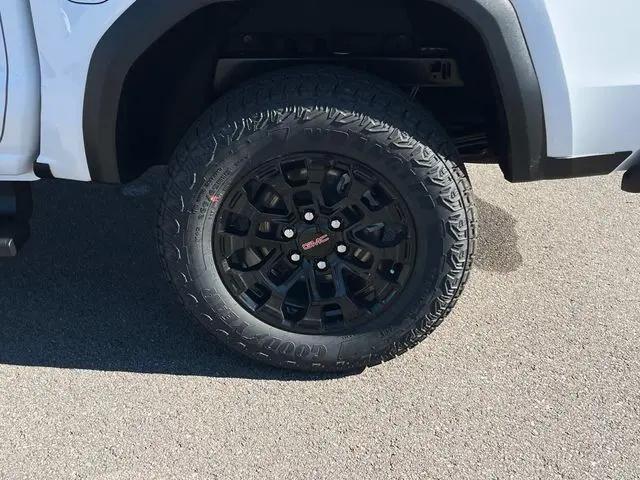 2026 GMC Canyon Elevation, RWD