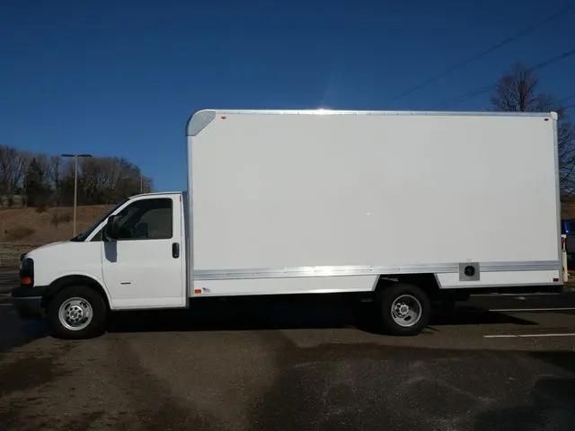 2025 Chevrolet Express Cutaway Work Van