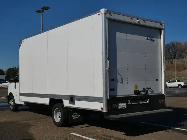 2025 Chevrolet Express Cutaway Work Van