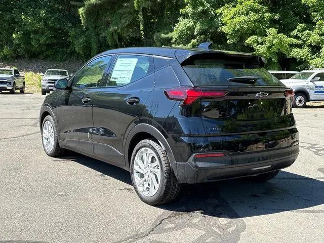 2027 Chevrolet Bolt LT FWD