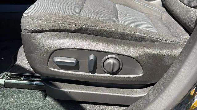 2027 Chevrolet Bolt LT FWD
