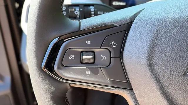 2027 Chevrolet Bolt LT FWD