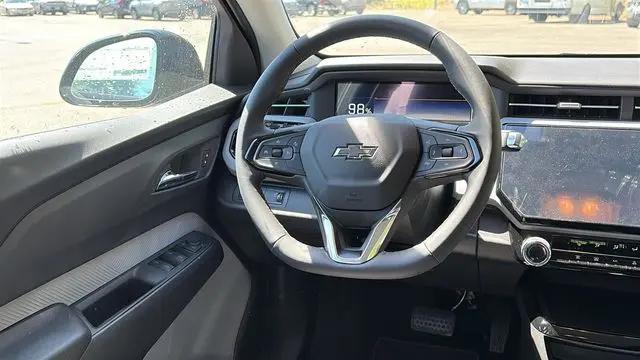 2027 Chevrolet Bolt LT FWD