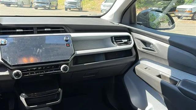 2027 Chevrolet Bolt LT FWD