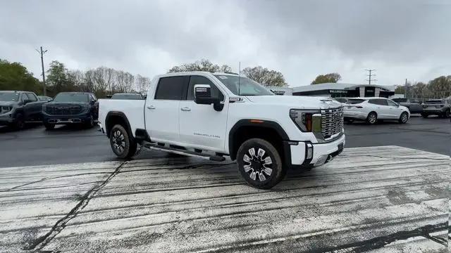 2026 GMC Sierra 2500HD Crew Cab, Standard Bed, Denali, 4WD