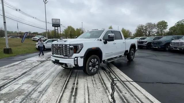 2026 GMC Sierra 2500HD Crew Cab, Standard Bed, Denali, 4WD