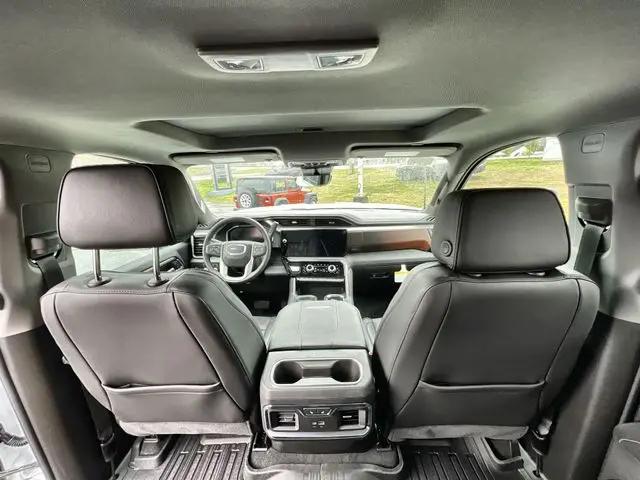 2026 GMC Sierra 2500HD Crew Cab, Standard Bed, Denali, 4WD