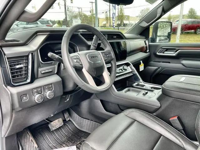 2026 GMC Sierra 2500HD Crew Cab, Standard Bed, Denali, 4WD