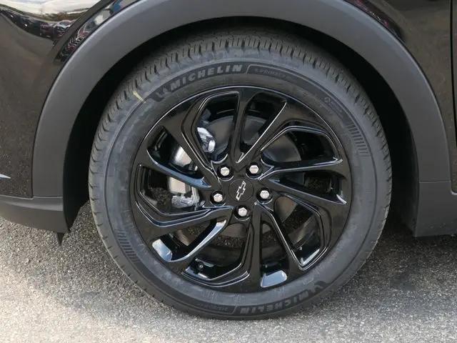 2027 Chevrolet Bolt RS FWD
