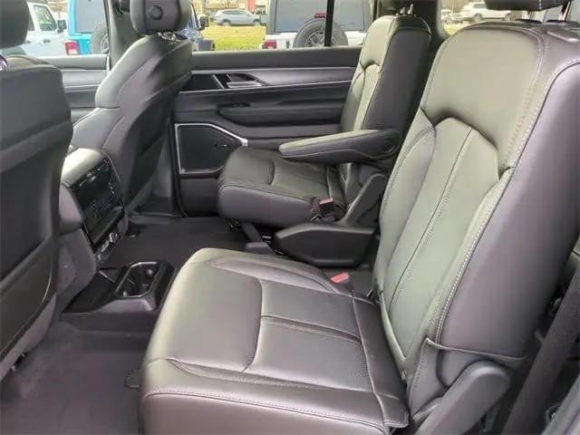 2026 Jeep Grand Wagoneer 4x4