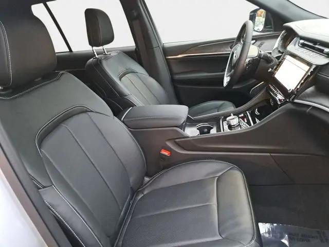 2026 Jeep Grand Cherokee Limited Reserve