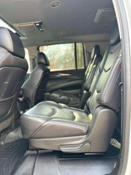 2016 Cadillac Escalade ESV Luxury Collection
