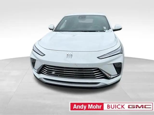 2026 Buick NV Preferred FWD