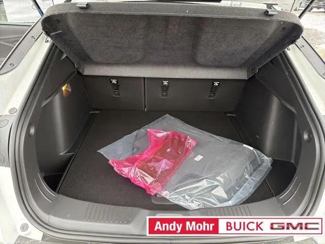 2026 Buick NV Preferred FWD