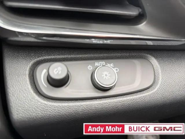 2026 Buick NV Preferred FWD